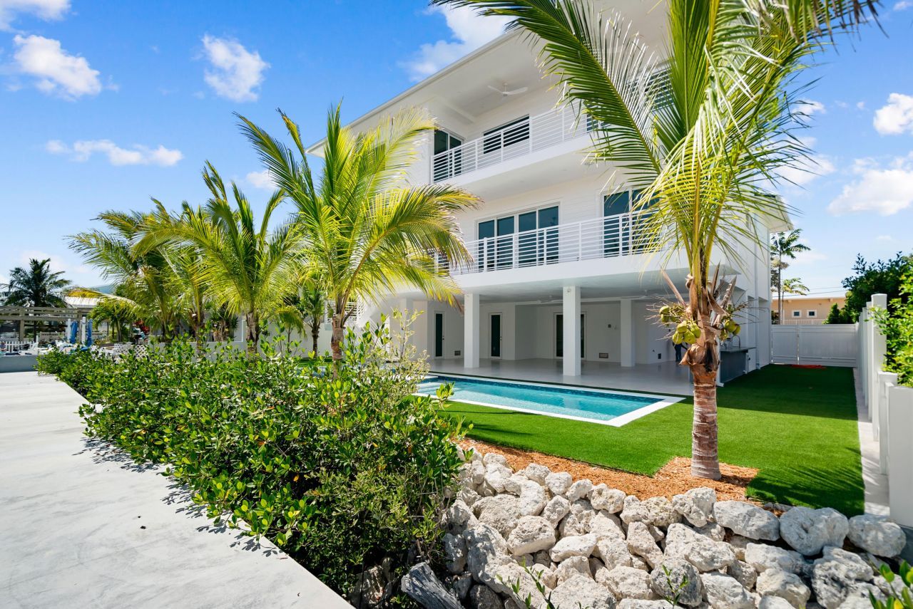 206 Plantation Avenue, Islamorada, FL 33070 Photo
