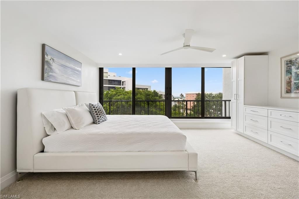 2318 Gulf Shore Blvd N, Unit 510, Naples, FL 34103 Photo