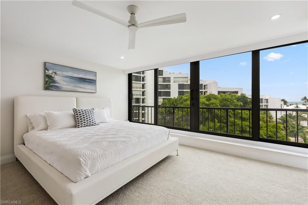 2318 Gulf Shore Blvd N, Unit 510, Naples, FL 34103 Photo