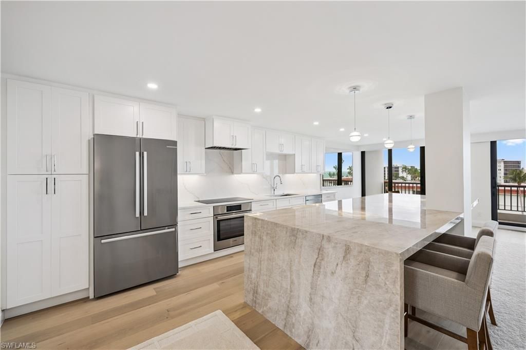 2318 Gulf Shore Blvd N, Unit 510, Naples, FL 34103 Photo