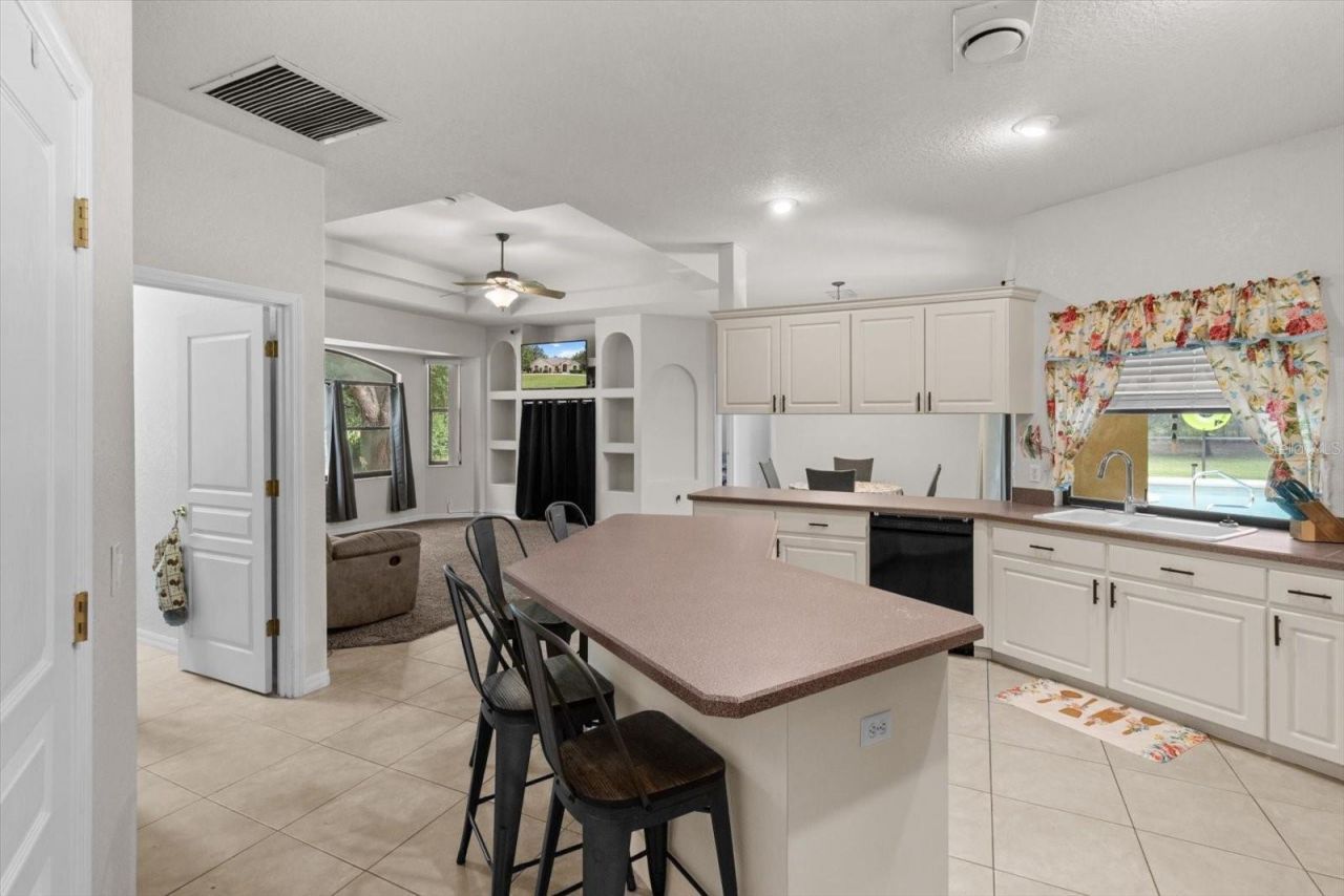 657 W Keller Street, Hernando, FL 34442 Photo