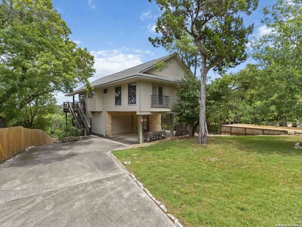 1115 Riviera, Canyon Lake, TX 78133