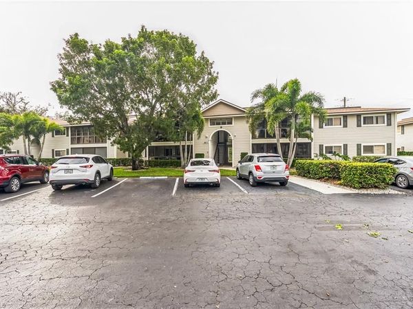 8081 S Woods CIR, Unit 10, FORT MYERS, FL 33919