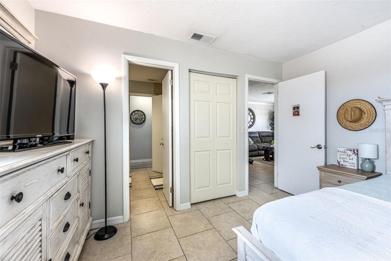 6208 7th Avenue W, Bradenton, FL 34209 Photo