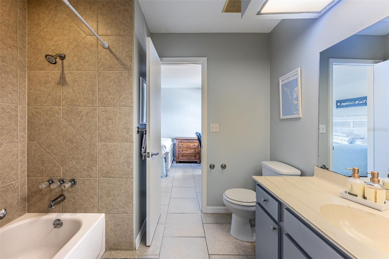 6208 7th Avenue W, Bradenton, FL 34209 Photo