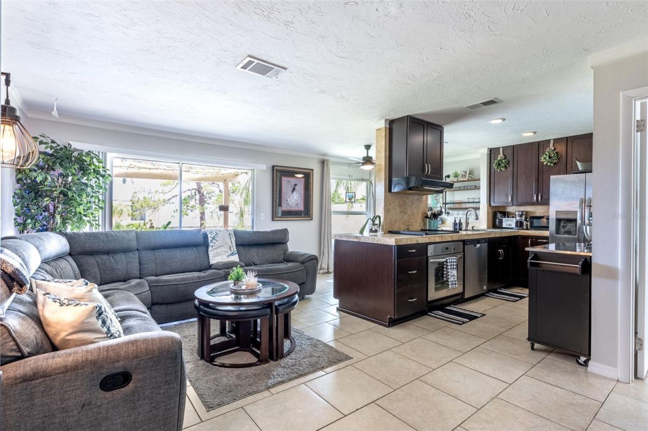 6208 7th Avenue W, Bradenton, FL 34209 Photo