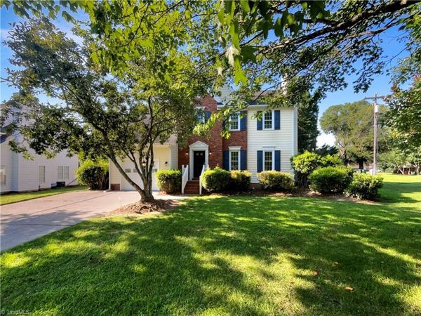 1200 Salem Crossing Road, Kernersville, NC 27284