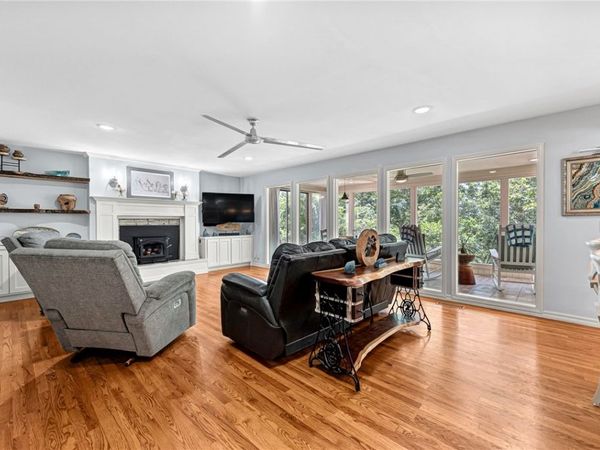 15399 Putman Road, Rogers, AR 72756