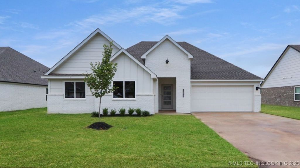 15808 E 75th Place North, Owasso, OK 74055 Main Photo