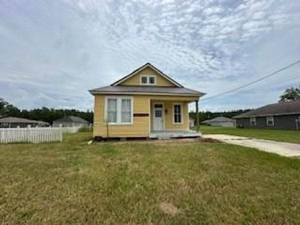 42284 WARREN Drive, Ponchatoula, LA 70454