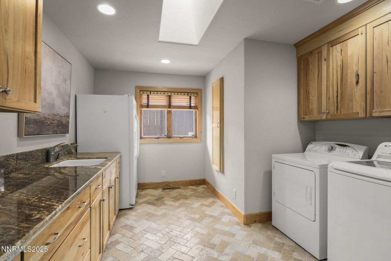 2270 Applewood Court, Reno, NV 89509 Photo