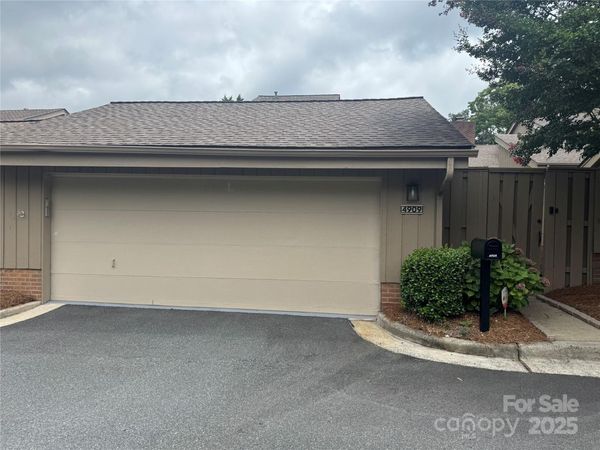4909 Torrey Pines Court, Charlotte, NC 28226