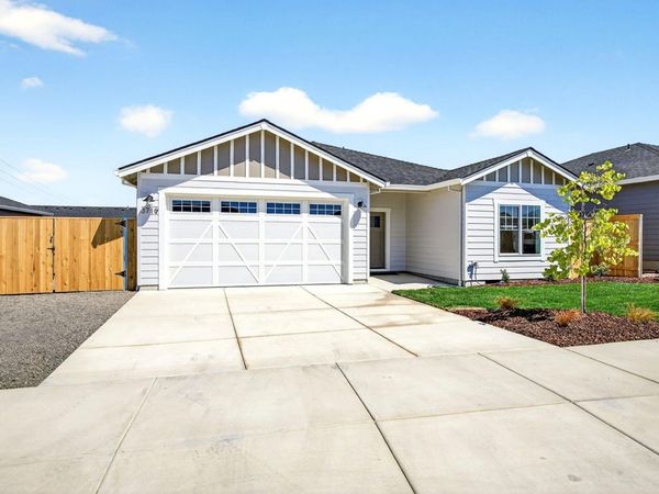 3719 Carlin Drive, Medford, OR 97504