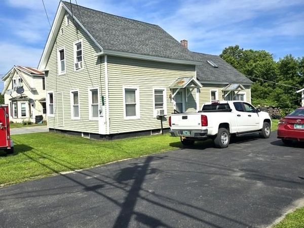 73 Center Street, Lyndon, VT 05850