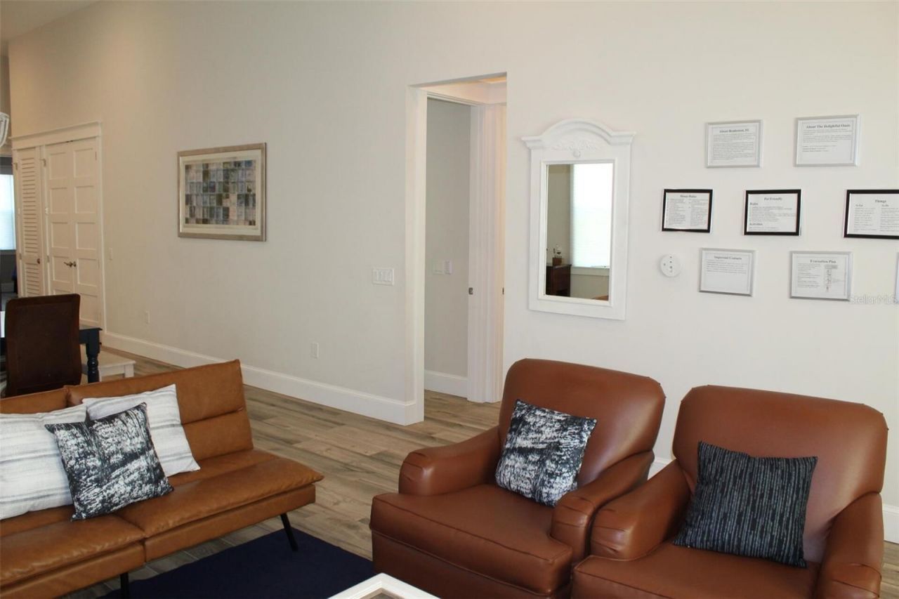 1619 17th Street W, Bradenton, FL 34205 Photo