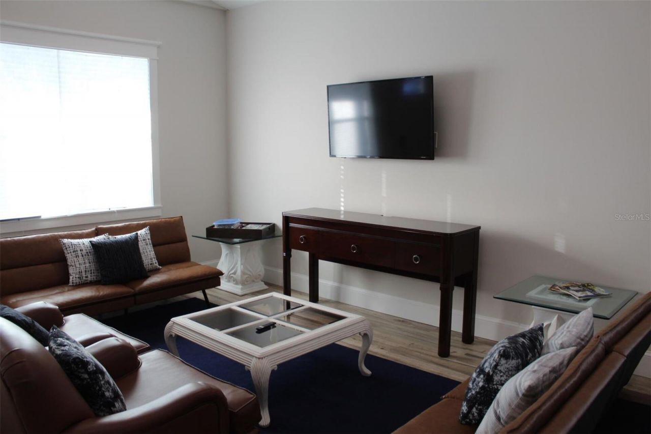 1619 17th Street W, Bradenton, FL 34205 Photo