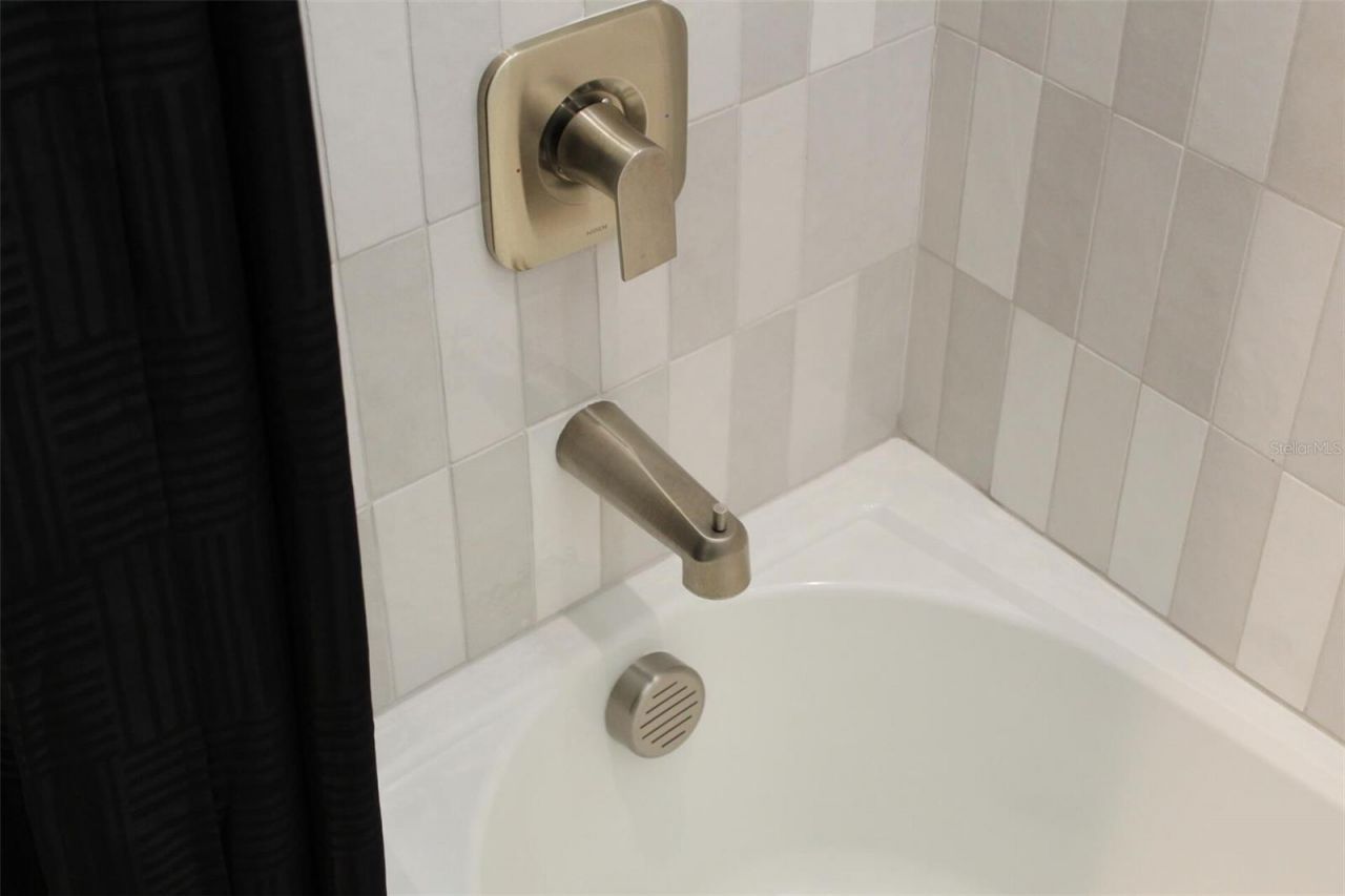 1619 17th Street W, Bradenton, FL 34205 Photo