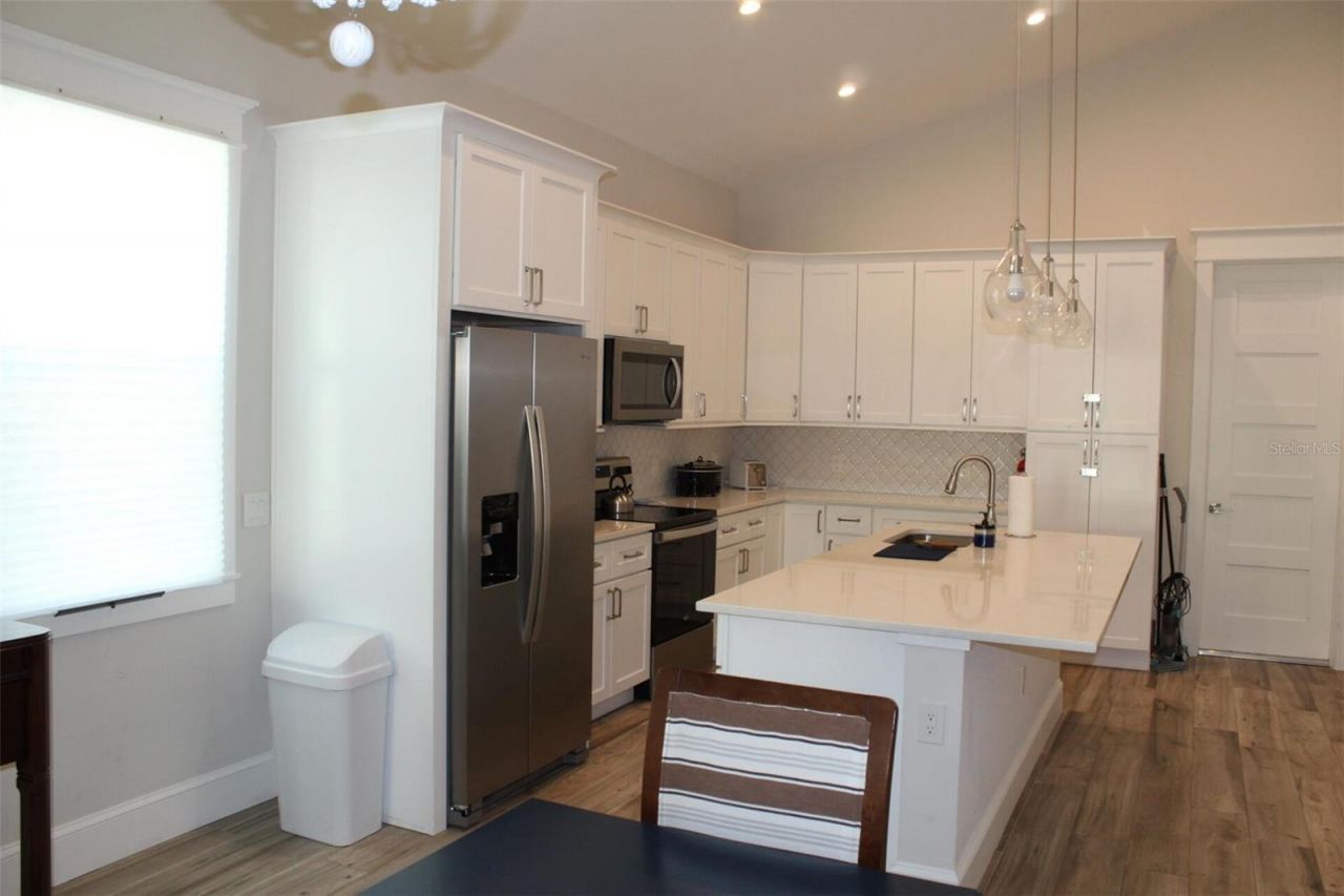 1619 17th Street W, Bradenton, FL 34205 Photo