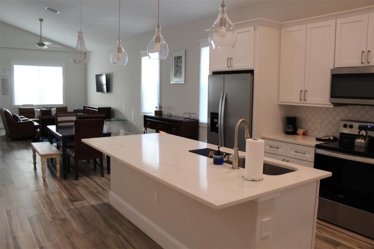 1619 17th Street W, Bradenton, FL 34205 Photo