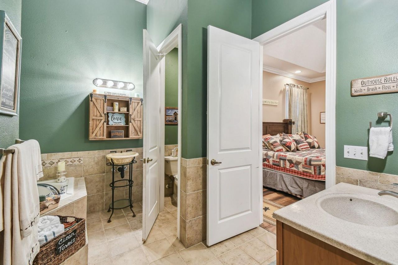 19315 Lake Pickett Road, Orlando, FL 32820 Photo