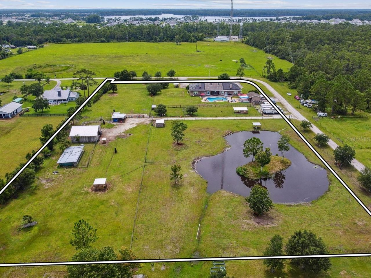 19315 Lake Pickett Road, Orlando, FL 32820 Photo