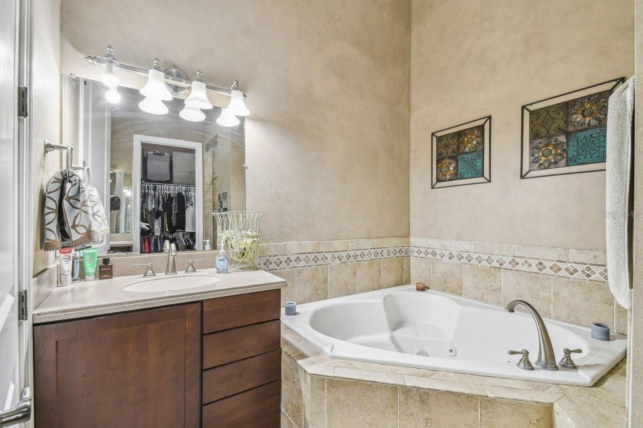 19315 Lake Pickett Road, Orlando, FL 32820 Photo