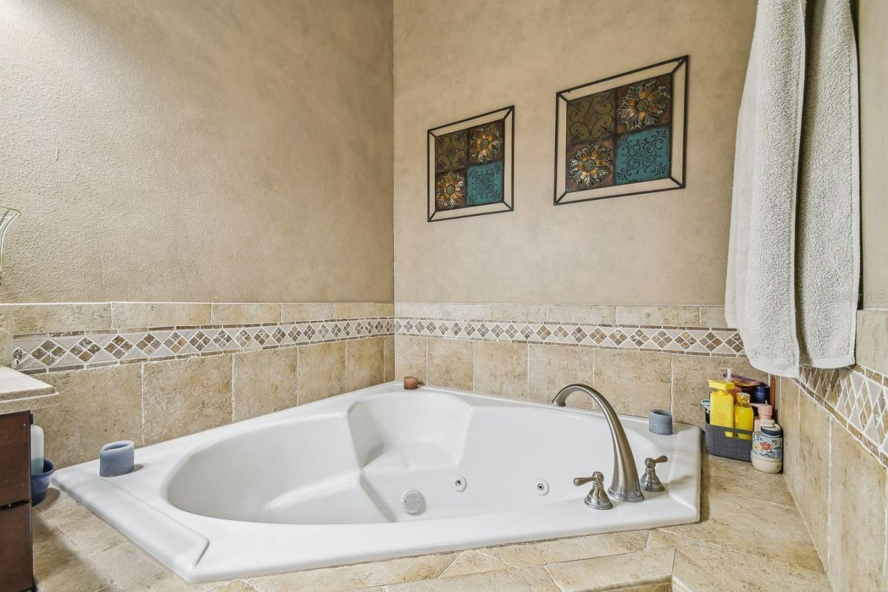 19315 Lake Pickett Road, Orlando, FL 32820 Photo