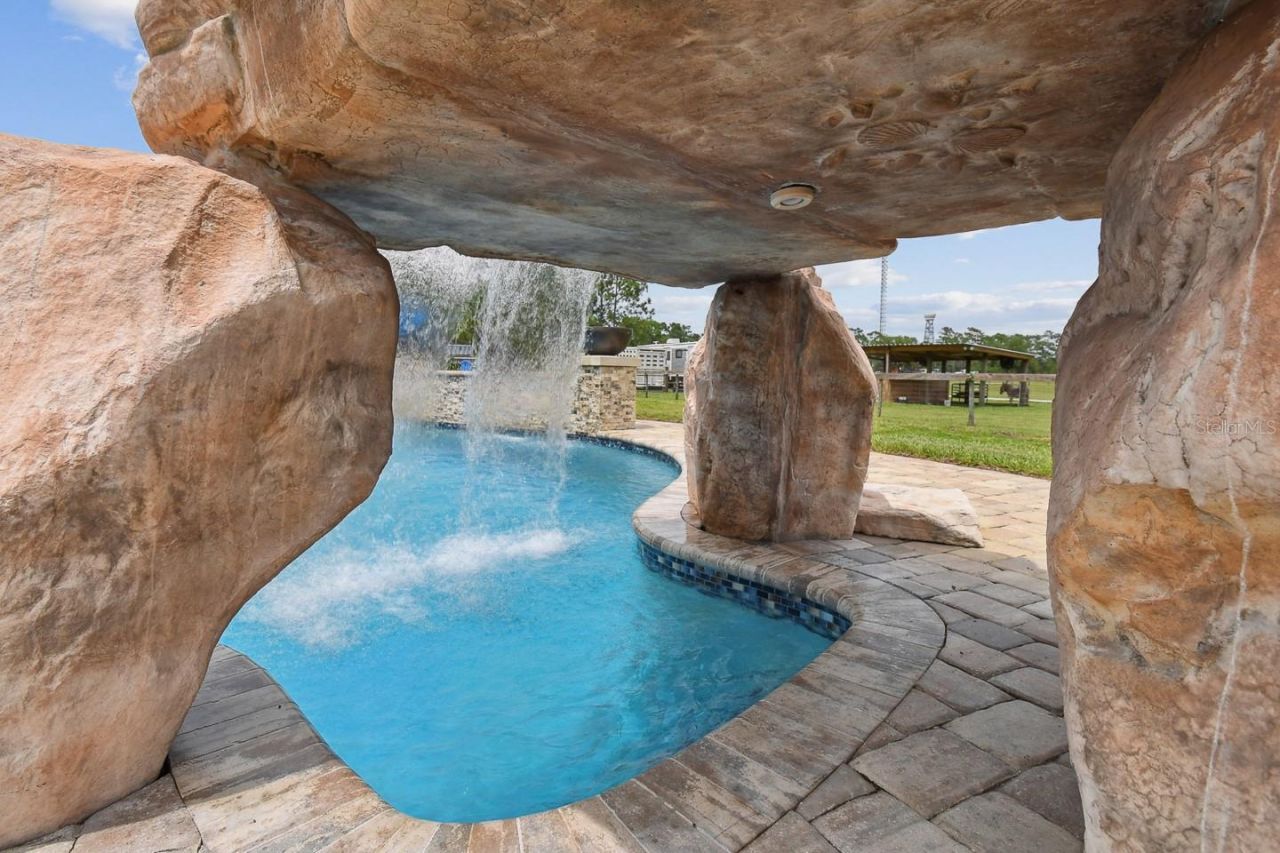 19315 Lake Pickett Road, Orlando, FL 32820 Photo