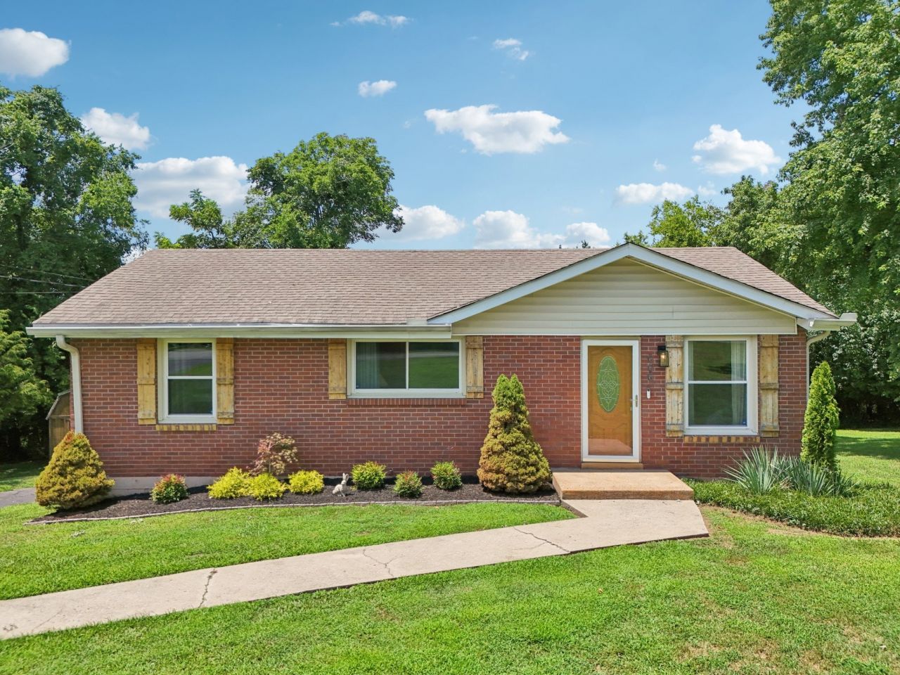 606 Elba Dr, Goodlettsville, TN 37072 Main Photo