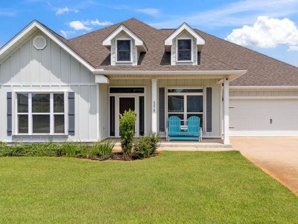 6278 Jenks Dr, Gulf Breeze, FL 32563