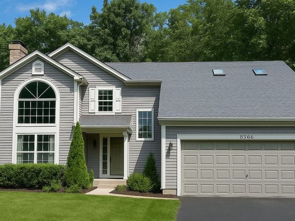 8566 Cedar Street, Fox Lake, IL 60020