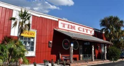 803 River Point Dr, Unit 306B, Naples, FL 34102 Photo