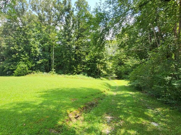 900 Hubberd Town Road, Beech Bluff, TN 38313