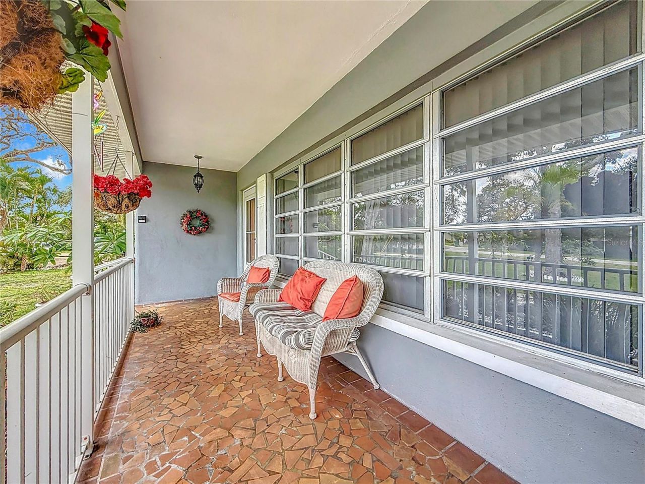 108 Indian Rocks Road S, Belleair Bluffs, FL 33770 Photo