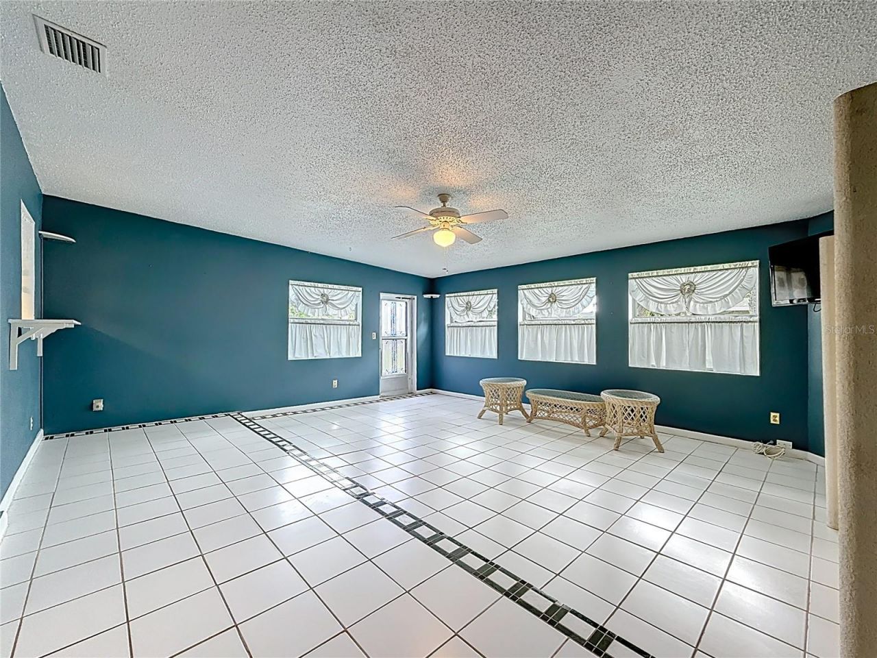 108 Indian Rocks Road S, Belleair Bluffs, FL 33770 Photo