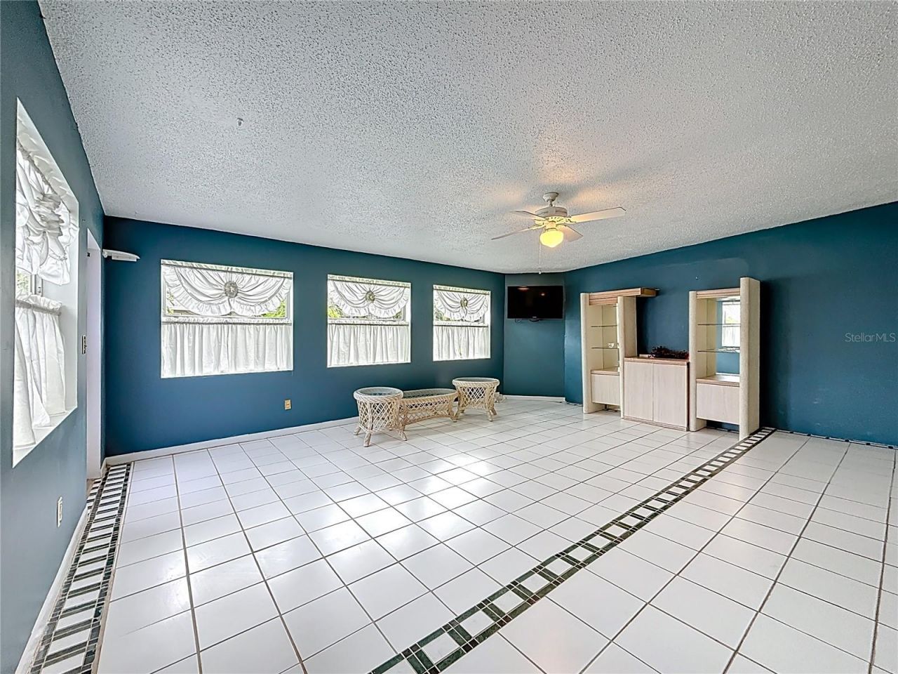 108 Indian Rocks Road S, Belleair Bluffs, FL 33770 Photo