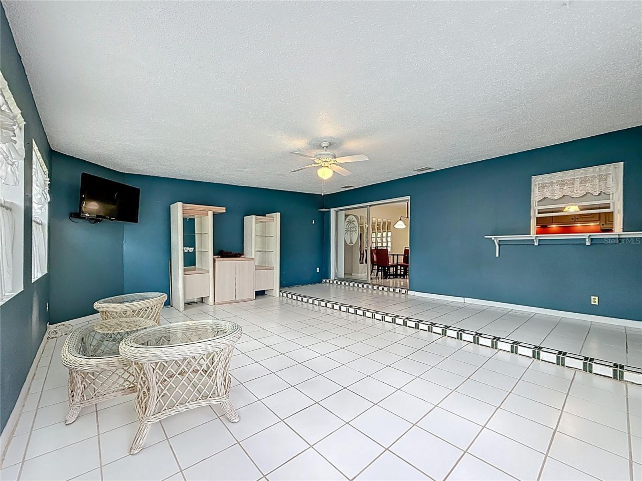 108 Indian Rocks Road S, Belleair Bluffs, FL 33770 Photo