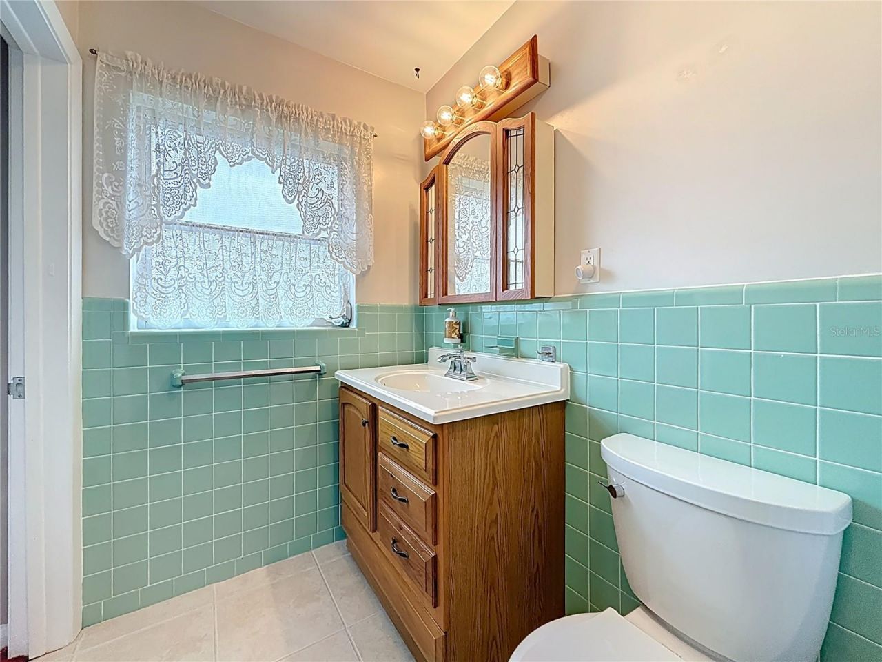 108 Indian Rocks Road S, Belleair Bluffs, FL 33770 Photo