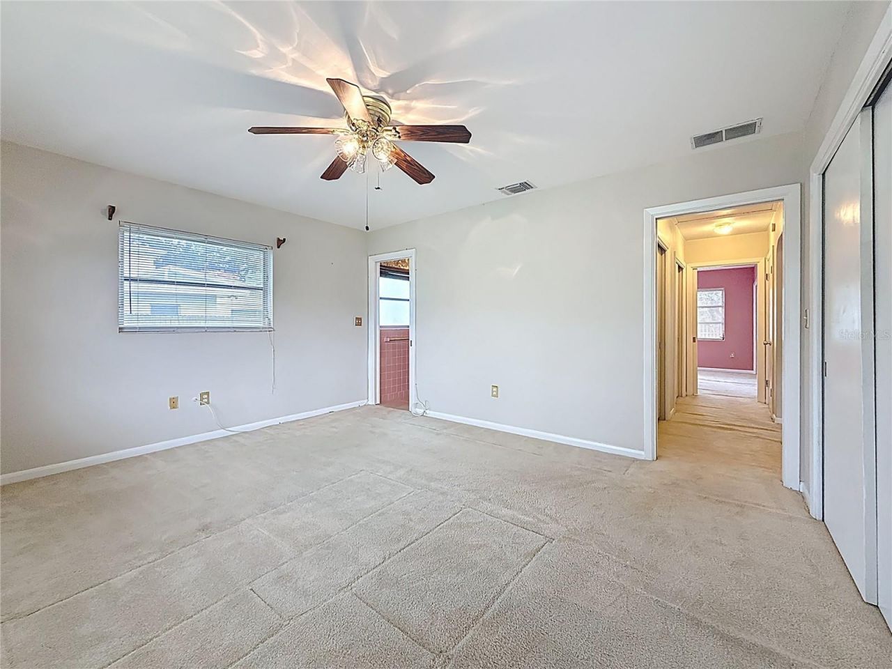 108 Indian Rocks Road S, Belleair Bluffs, FL 33770 Photo