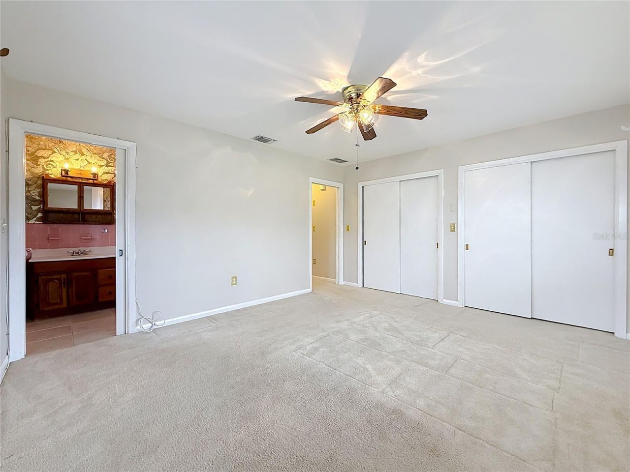 108 Indian Rocks Road S, Belleair Bluffs, FL 33770 Photo