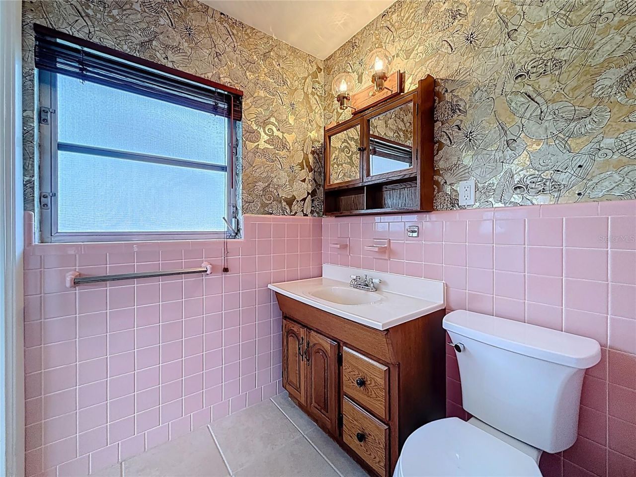 108 Indian Rocks Road S, Belleair Bluffs, FL 33770 Photo