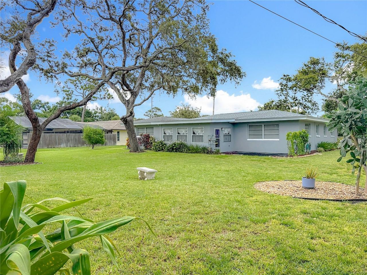 108 Indian Rocks Road S, Belleair Bluffs, FL 33770 Photo