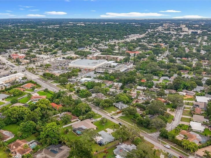 108 Indian Rocks Road S, Belleair Bluffs, FL 33770