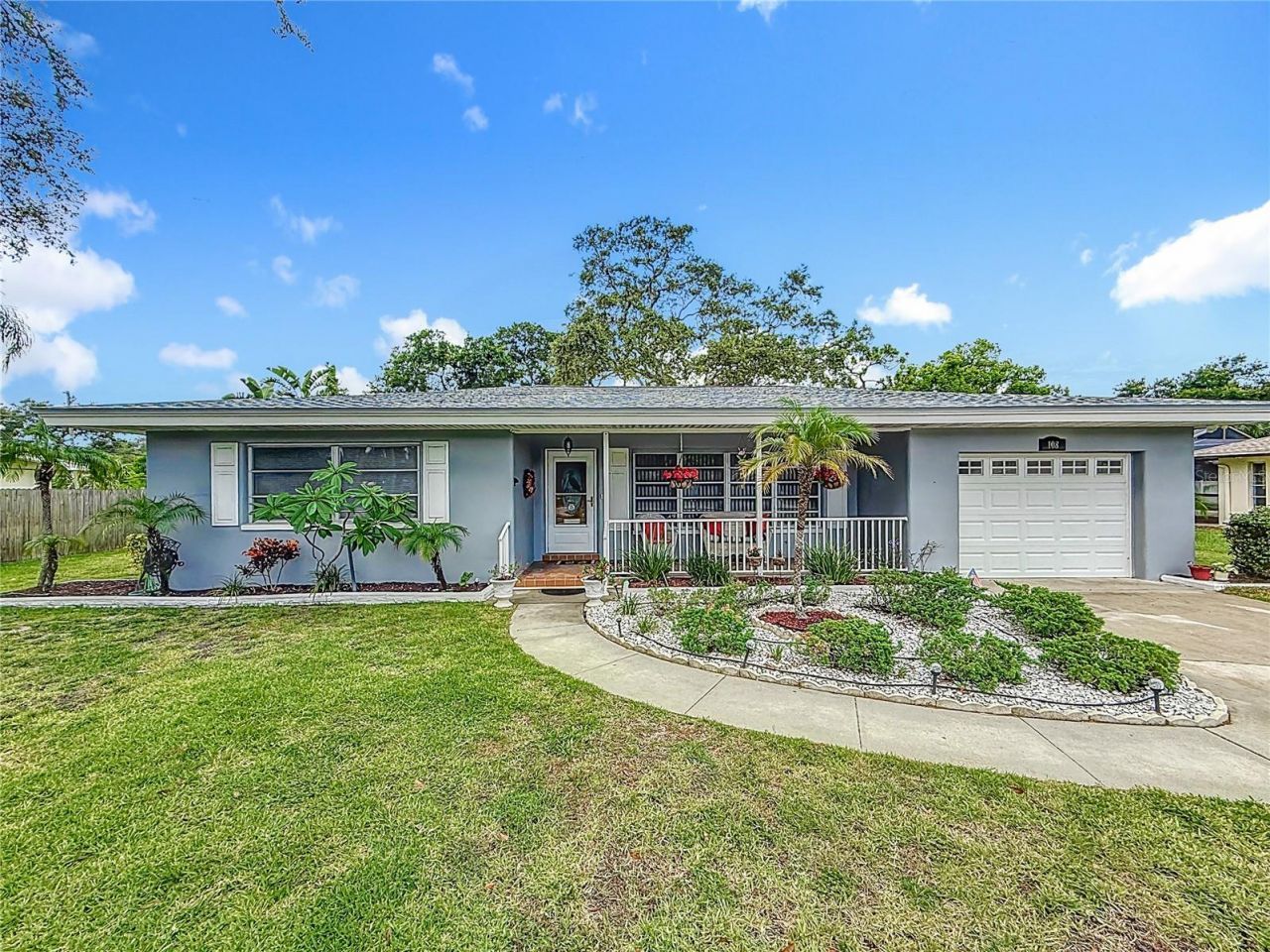 108 Indian Rocks Road S, Belleair Bluffs, FL 33770 Photo