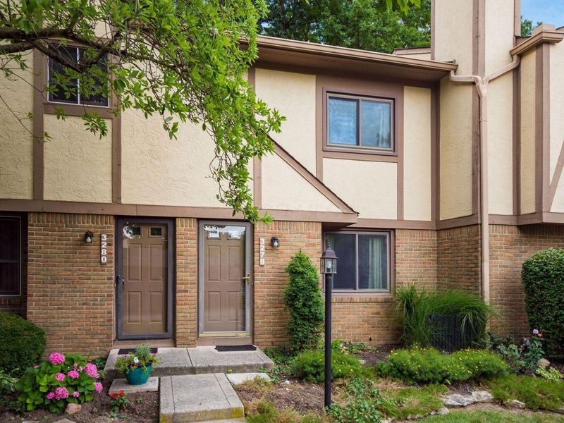 3278 Brookview Way, Unit 4, Columbus, OH 43221 Photo 1