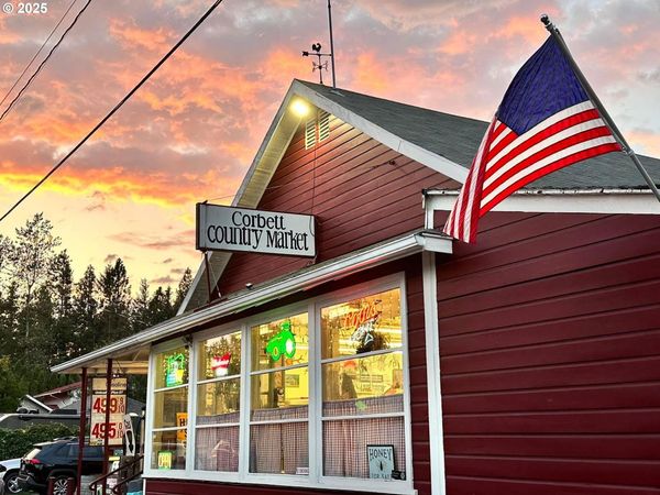 36801 E HIST COLUMBIA RIVER HWY, Corbett, OR 97019