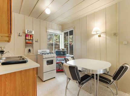 1339 Meadow Crest Drive, South Lake Tahoe, CA 96150 Photo