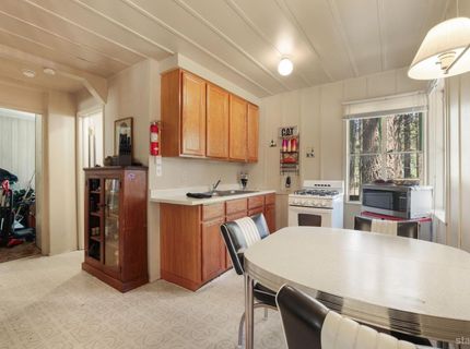 1339 Meadow Crest Drive, South Lake Tahoe, CA 96150 Photo