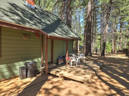 1339 Meadow Crest Drive, South Lake Tahoe, CA 96150 Photo