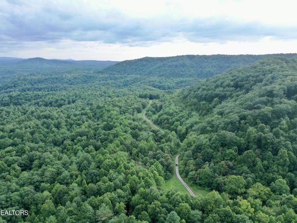 Smith Creek Rd, Winfield, TN 37892